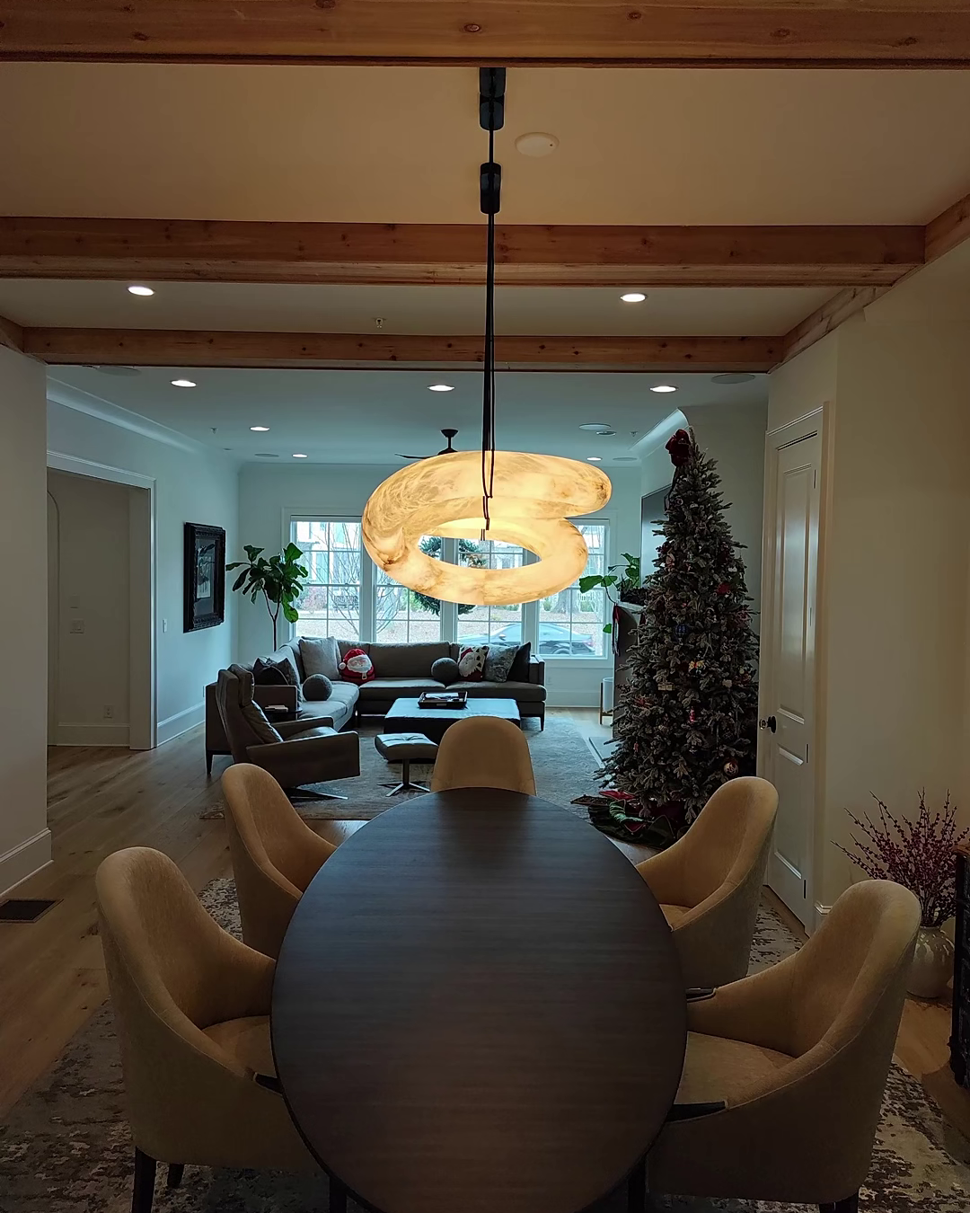 WOMO Infinity Large Alabaster Chandelier-WM2883